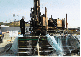 http://static.apub.kr/journalsite/sites/kgss/2013-012-02/N0150120203/images/PIC4D3B.gif