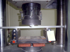 http://static.apub.kr/journalsite/sites/kgss/2013-012-02/N0150120206/images/PICB0BF.JPG