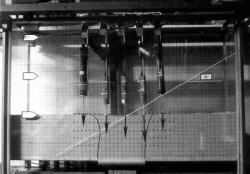 http://static.apub.kr/journalsite/sites/kta/2003-005-03/N0550050301/images/PICA9CB.jpg