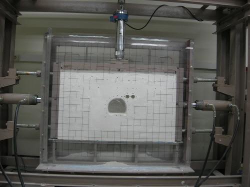 http://static.apub.kr/journalsite/sites/kta/2009-011-02/N0550110207/images/PICF462.JPG