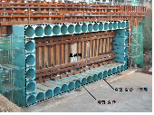 http://static.apub.kr/journalsite/sites/kta/2012-014-05/N0550140502/images/PICF883.gif